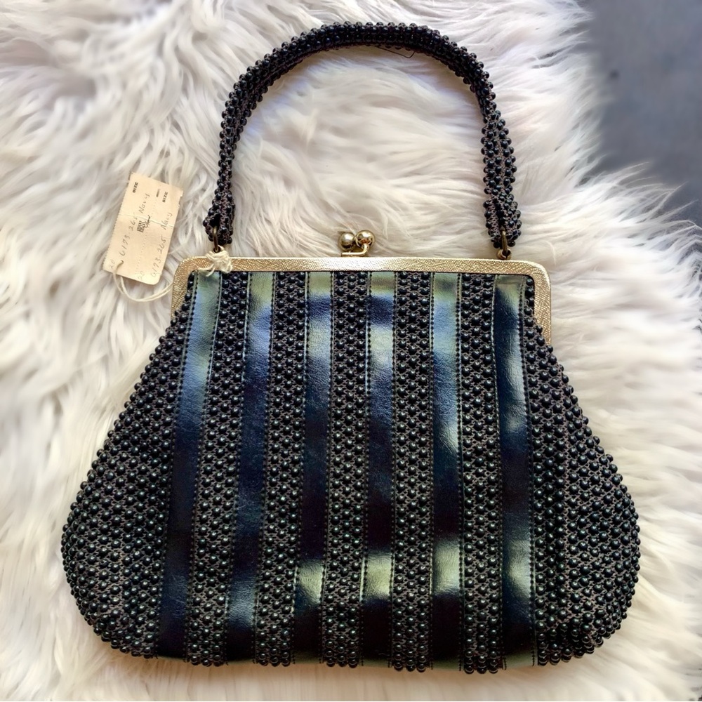 v i n t a g e :: Rare Caviar Beaded Leather Purse Deadstock